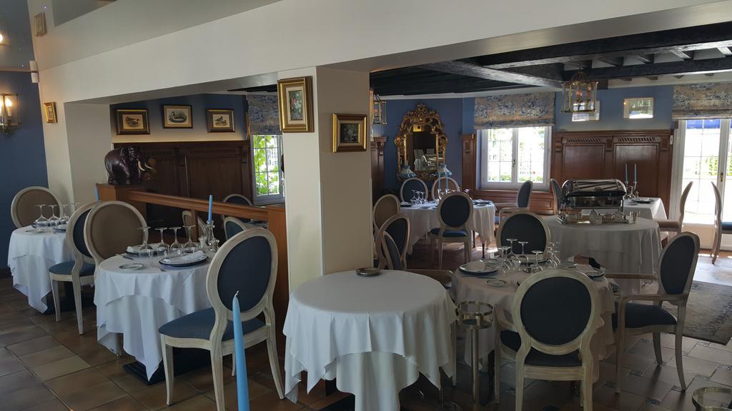 Logis - Hotel & Restaurant Le Gonfalon Germigny-l'Eveque エクステリア 写真
