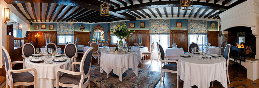 Logis - Hotel & Restaurant Le Gonfalon Germigny-l'Eveque エクステリア 写真